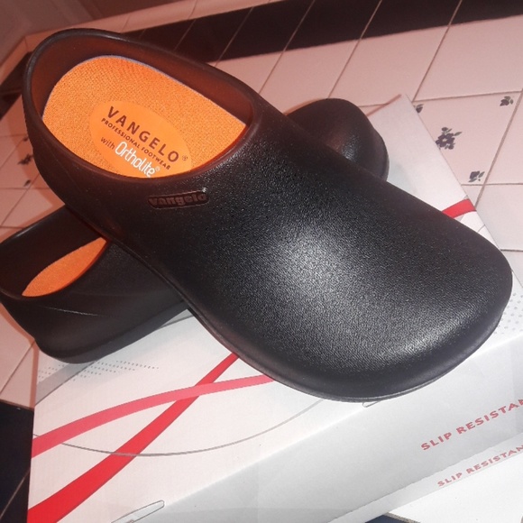 vangelo professional footwear